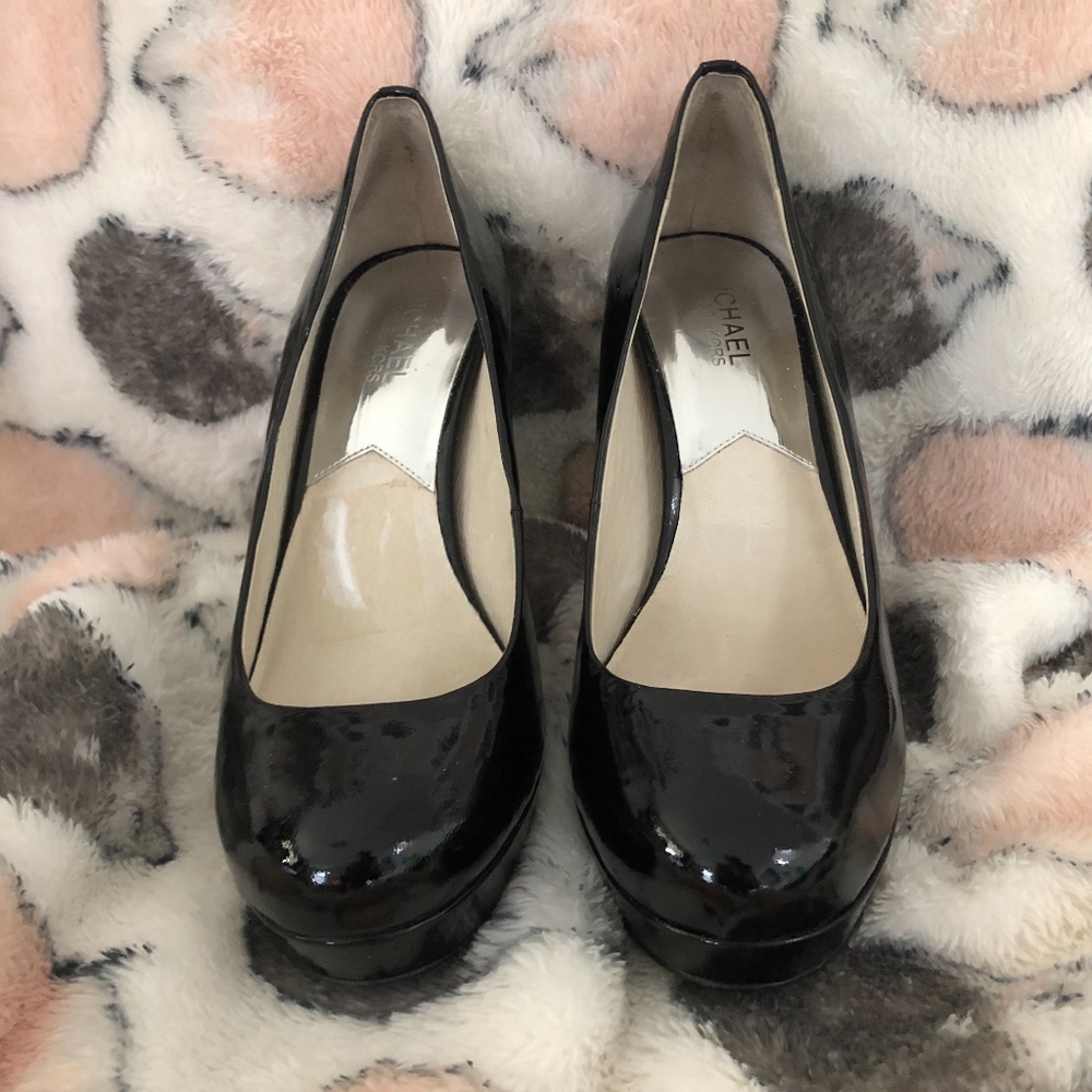 Michael Kors Ionna Pumps in Black NWB